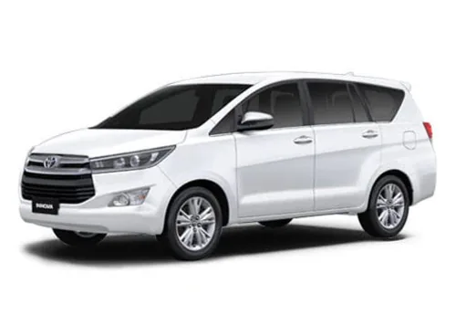 Toyota Innova Crysta — transporte privado con chofer en la India
