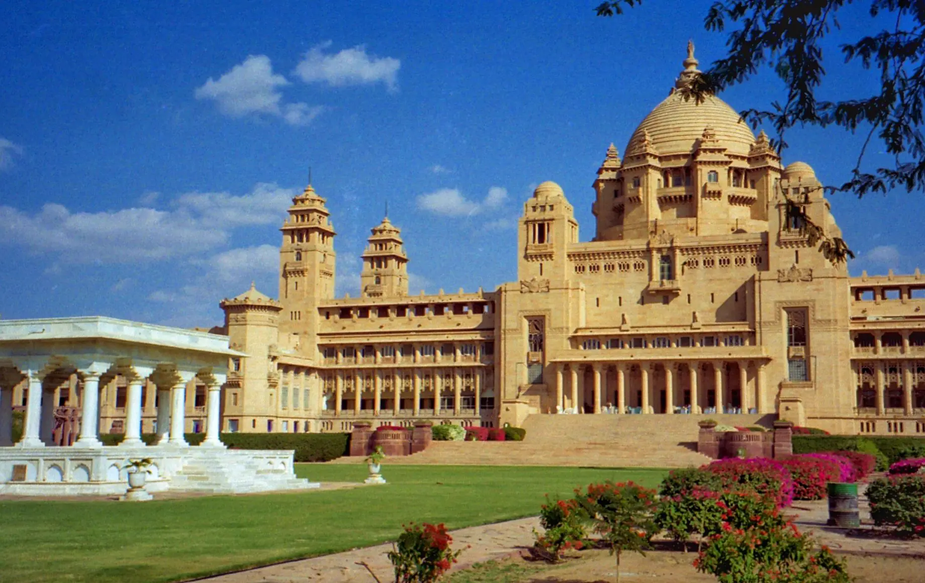 Umaid Bhawan Palace, Jodhpur — residencia real y hotel