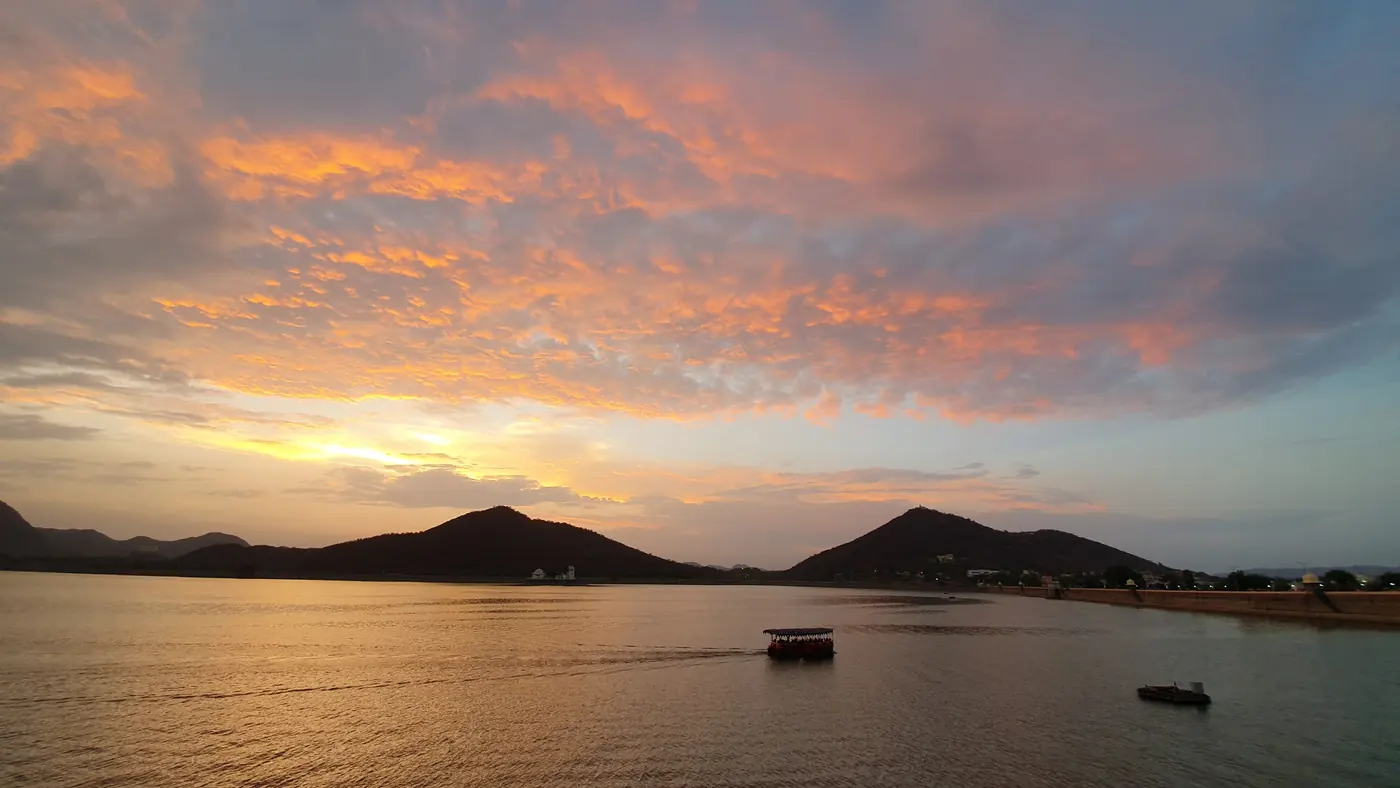 Atardecer en el lago Pichola, Udaipur